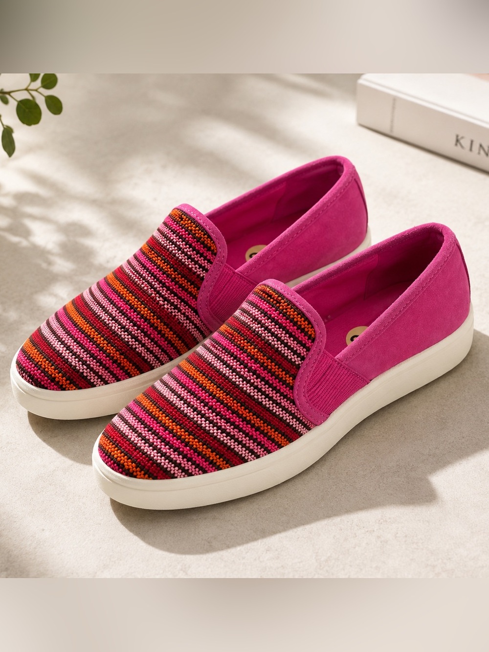 Clarks Layton Petal Fuchsia Striped Slip On Sneakers Size 9